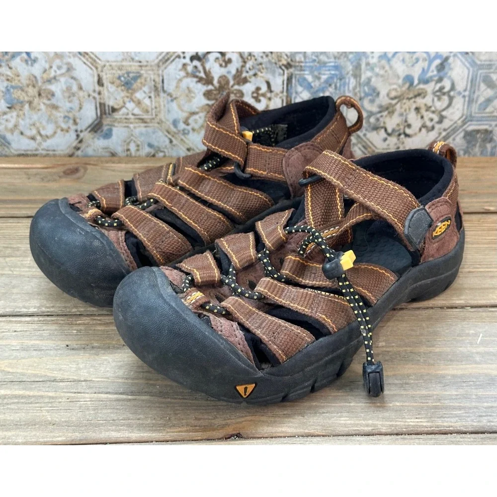 Keen Newport H2 Waterproof Hiking Sandals Kids Size 13 Brown